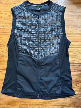 Nike Aeroloft 800 Black Sleeveless Zip-Front Training Vest - Reflective